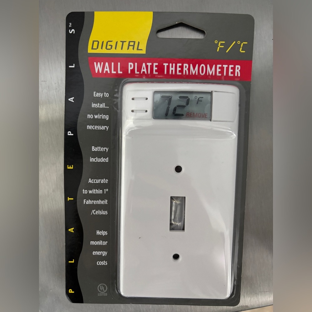 Plate Pals: Digital Wall Plate Thermometer